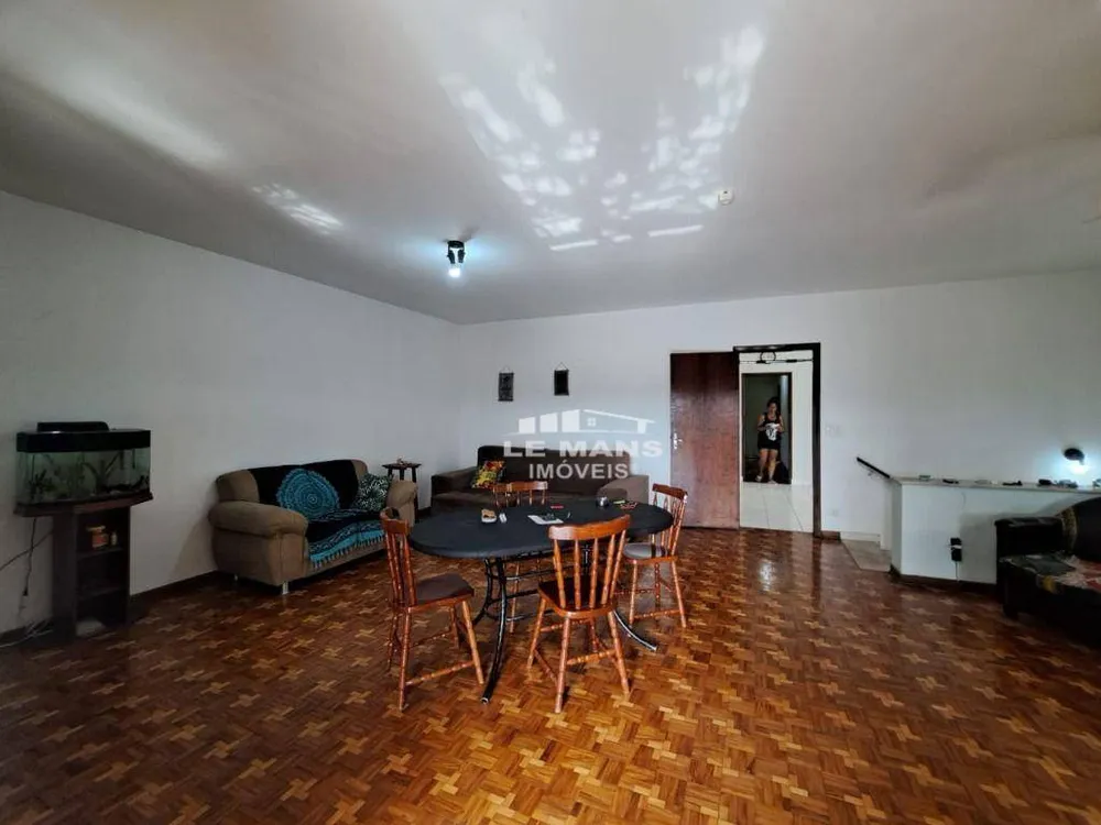 Casa, 4 quartos, 270 m² - Foto 3