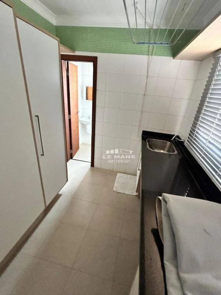 Apartamento, 3 quartos, 194 m² - Foto 2