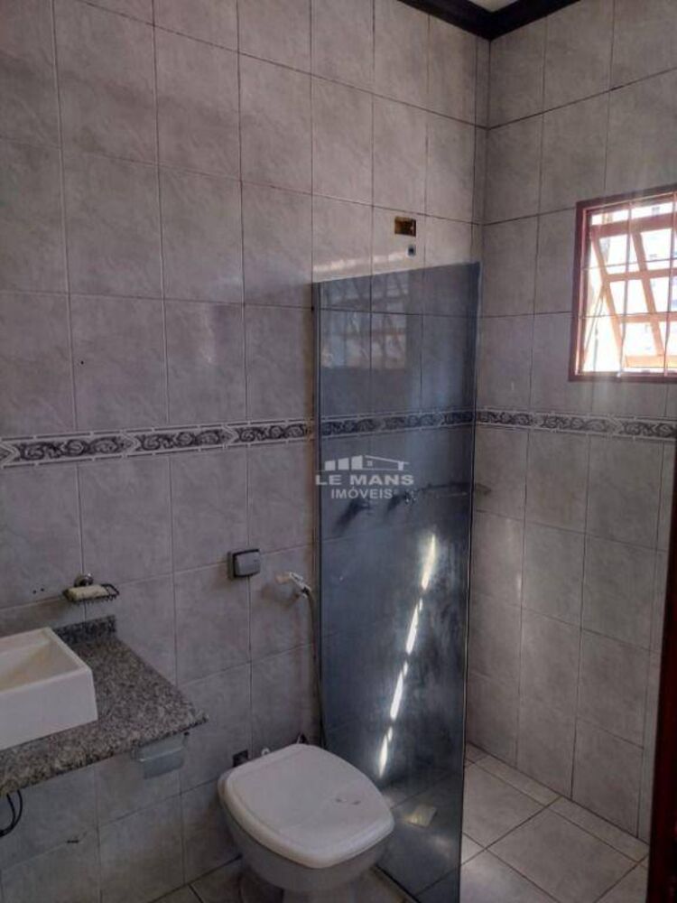 Casa, 3 quartos, 240 m² - Foto 10