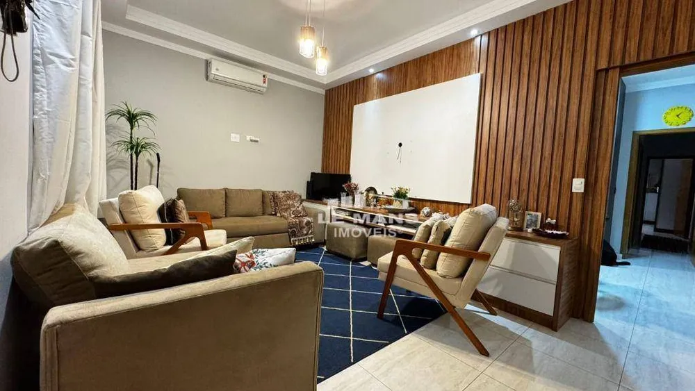 Casa, 2 quartos, 140 m² - Foto 1