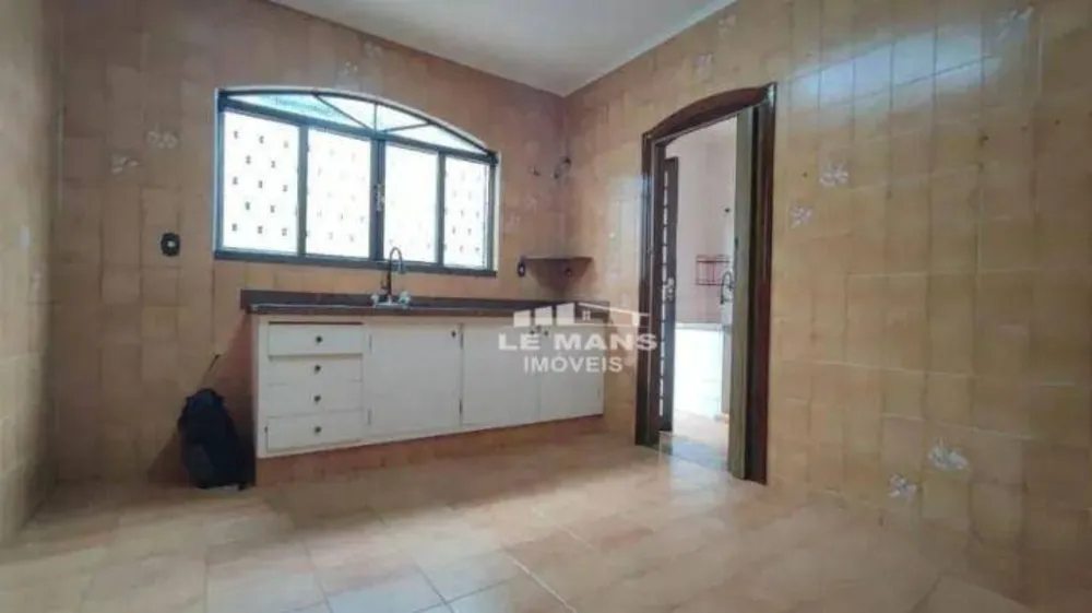 Casa, 3 quartos, 168 m² - Foto 4