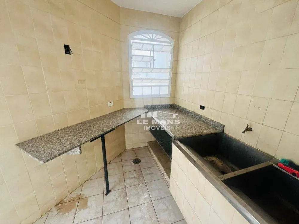 Casa, 4 quartos, 319 m² - Foto 3