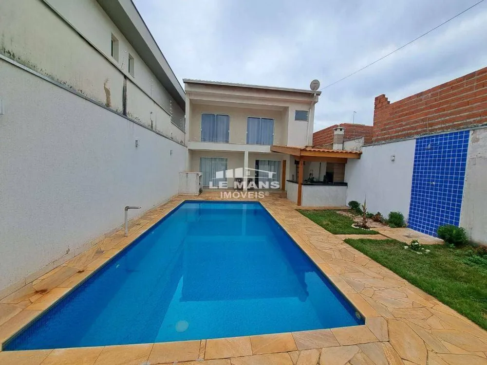 Casa, 2 quartos, 150 m² - Foto 1