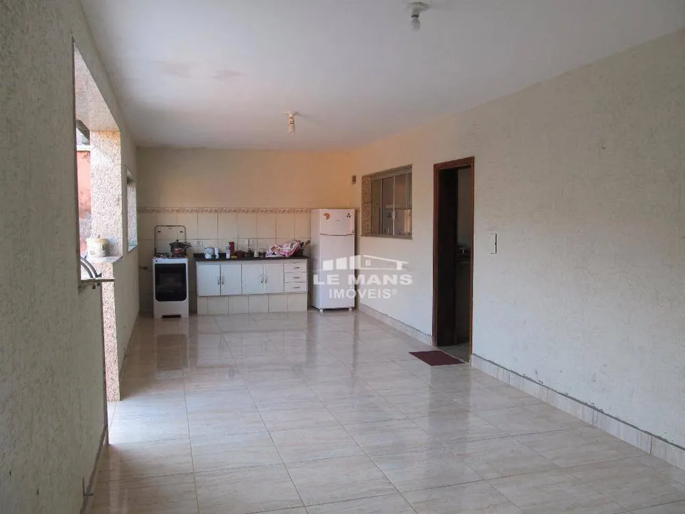 Casa, 3 quartos, 210 m² - Foto 8
