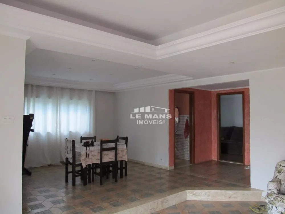 Casa, 3 quartos, 210 m² - Foto 5