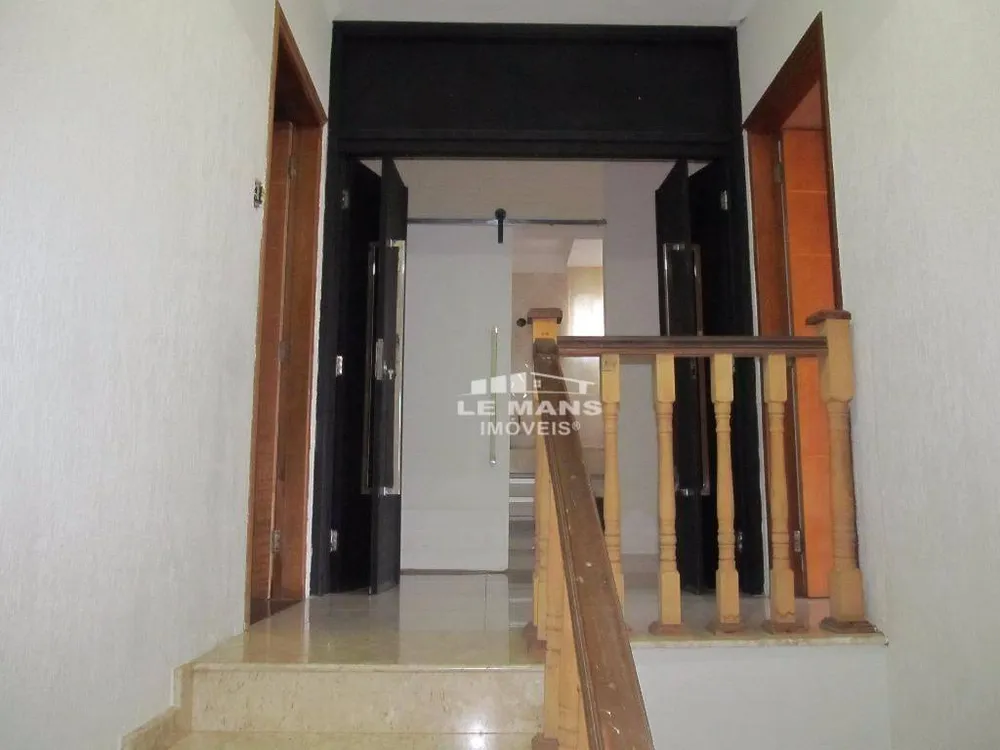 Casa, 3 quartos, 210 m² - Foto 4