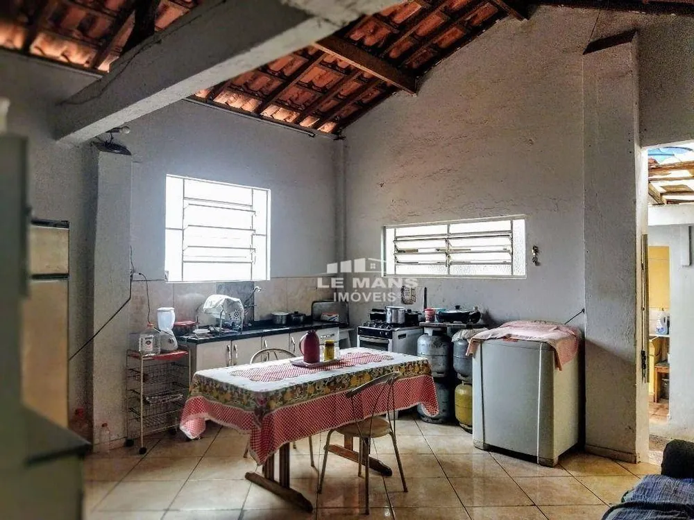 Casa, 3 quartos, 153 m² - Foto 1