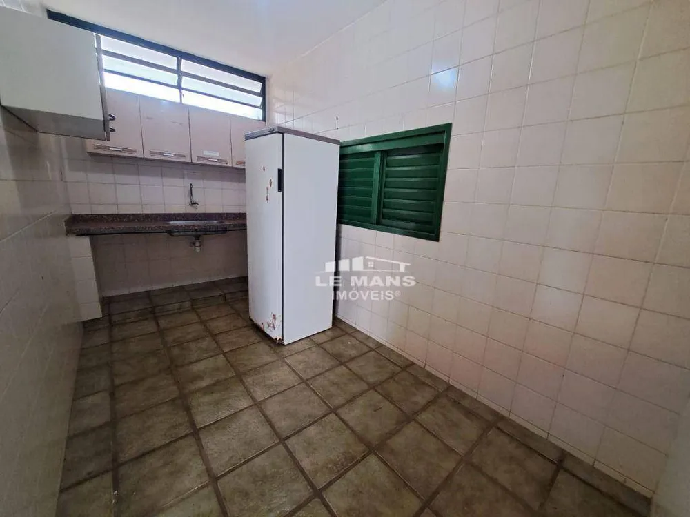 Chácara, 5 quartos, 2880 m² - Foto 2