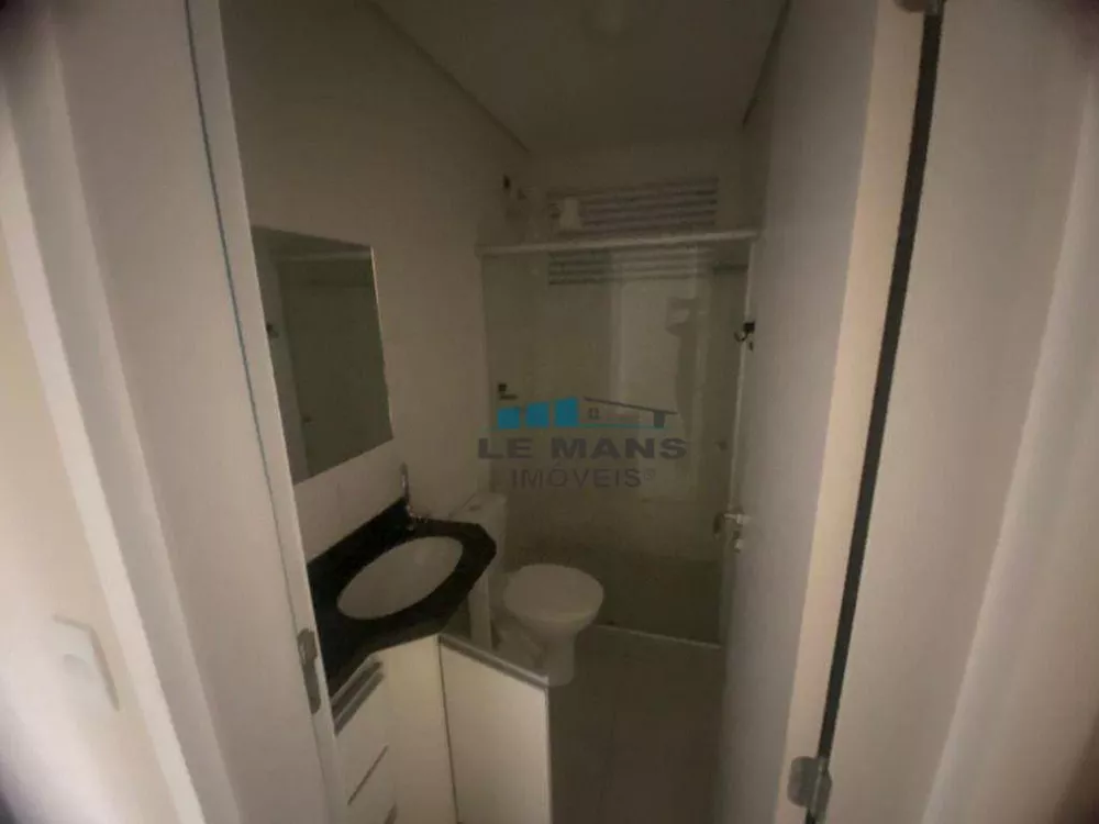 Apartamento à venda com 3 quartos, 75m² - Foto 1