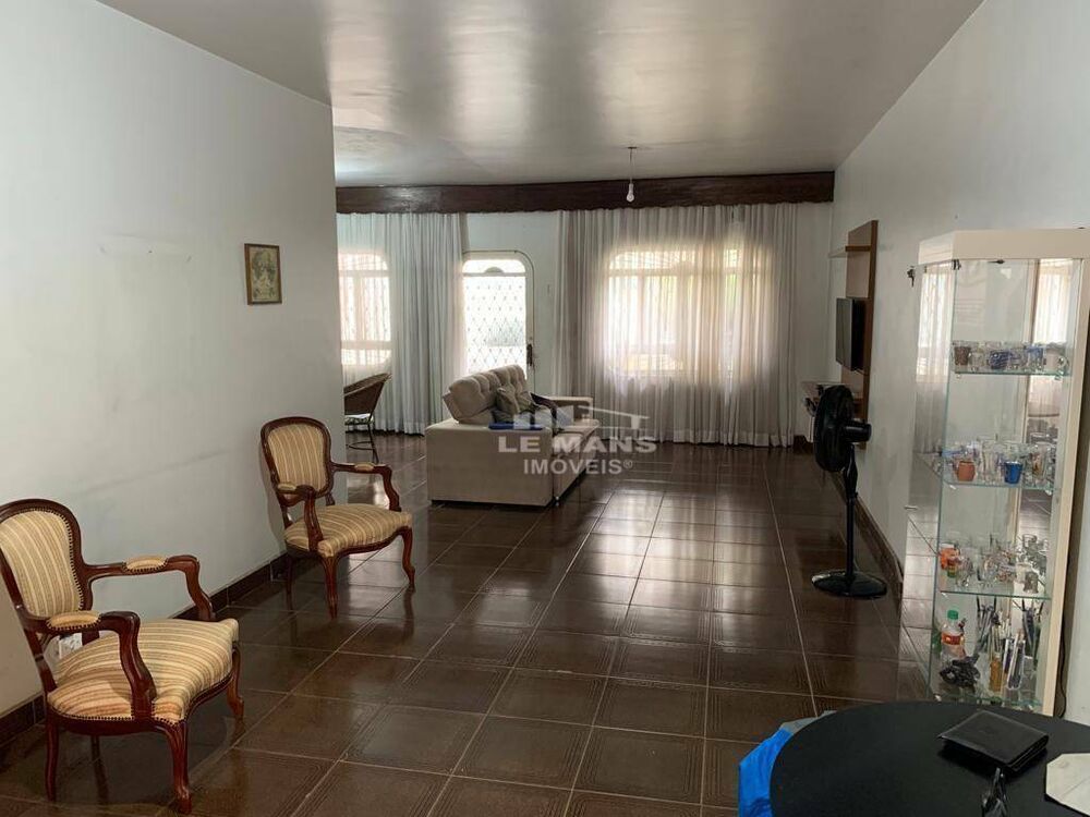 Casa, 3 quartos, 279 m² - Foto 6