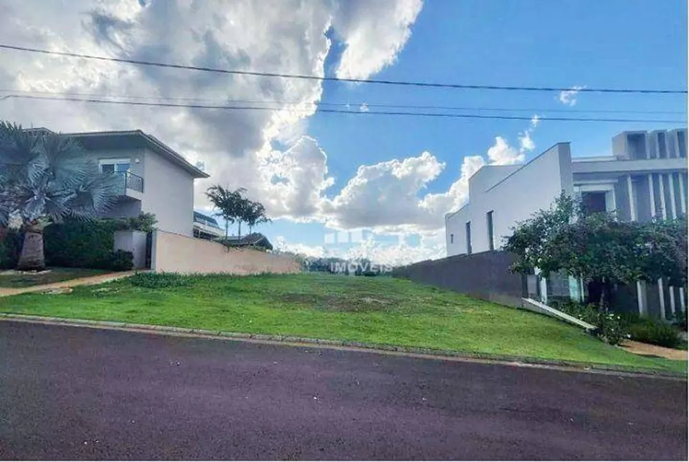 Loteamento e Condomínio, 527 m² - Foto 1