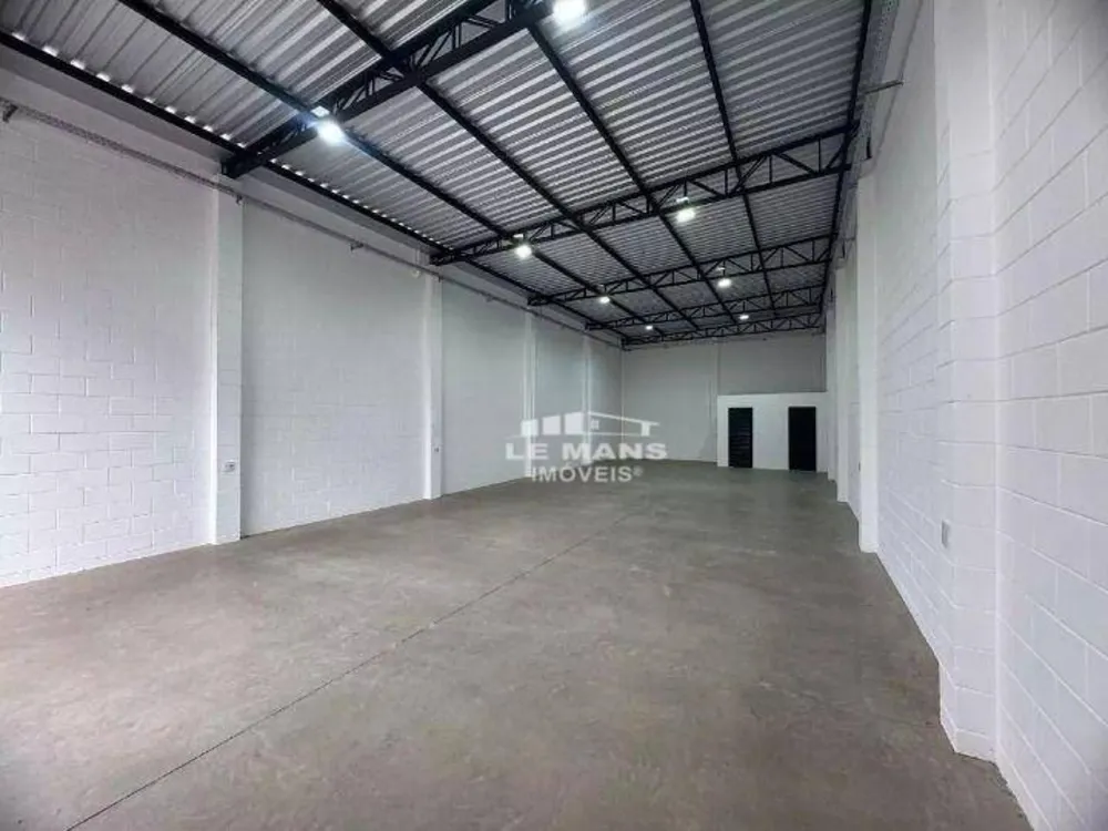Depósito-Galpão, 130 m² - Foto 1
