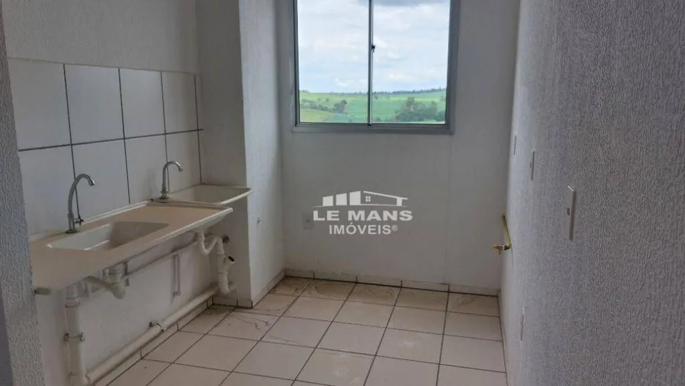 Apartamento, 2 quartos, 48 m² - Foto 2