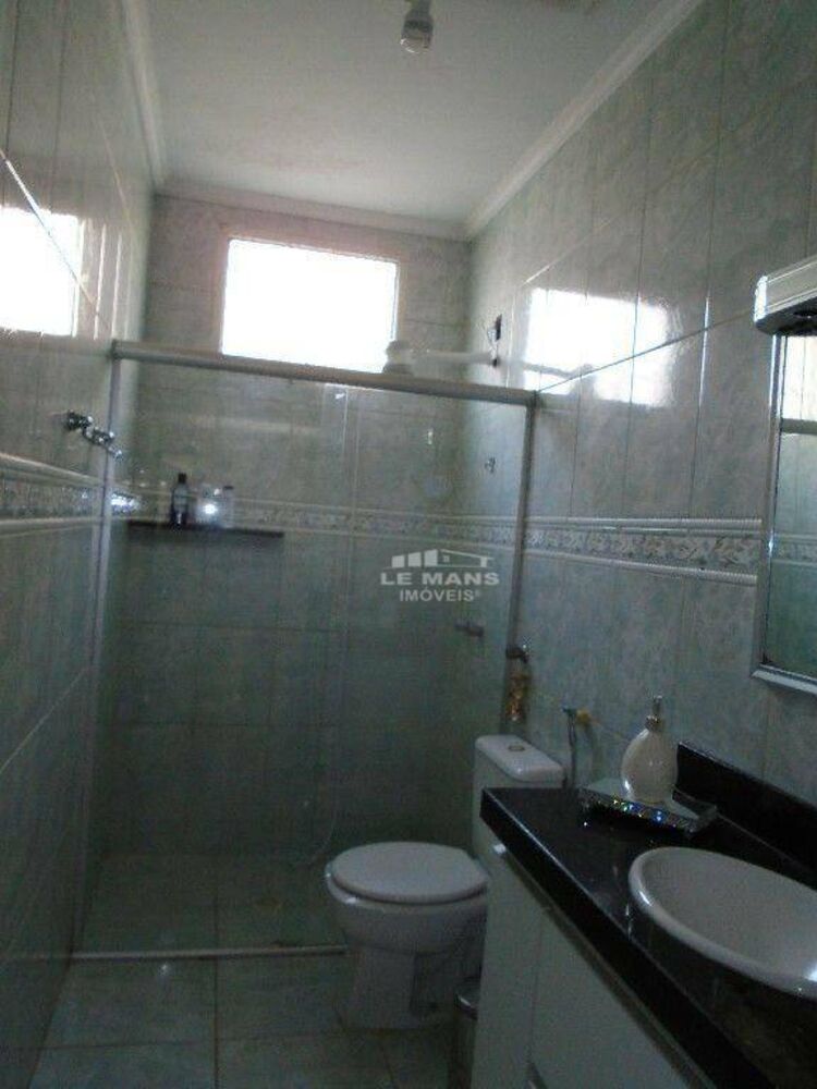 Casa à venda com 3 quartos, 148m² - Foto 5