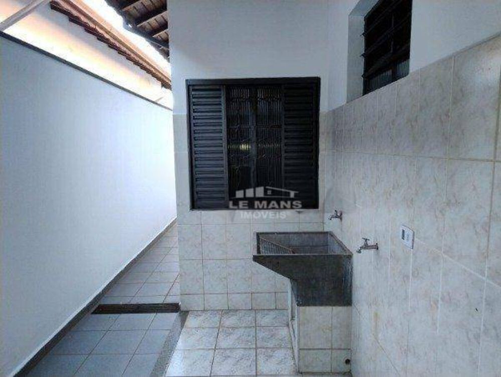 Casa à venda com 2 quartos, 87m² - Foto 10