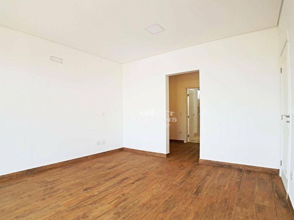 Casa de Condomínio à venda com 3 quartos, 236m² - Foto 5