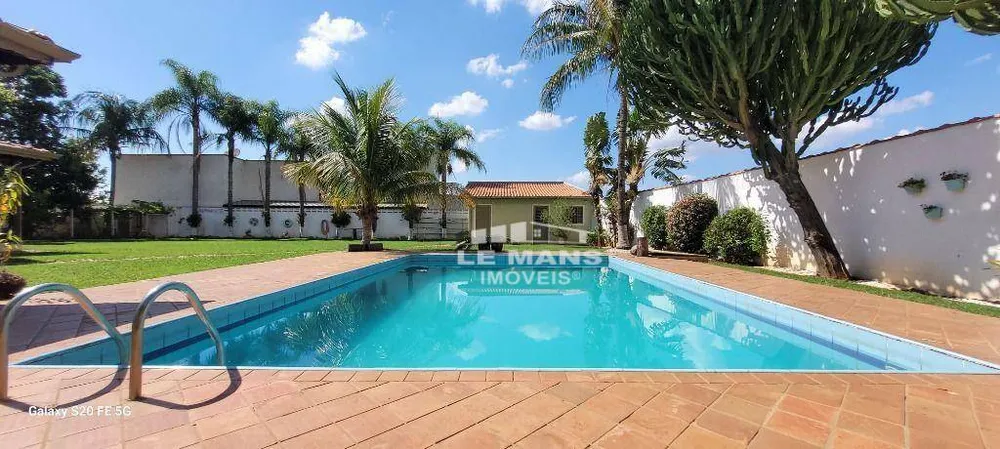 Chácara, 3 quartos, 1250 m² - Foto 2