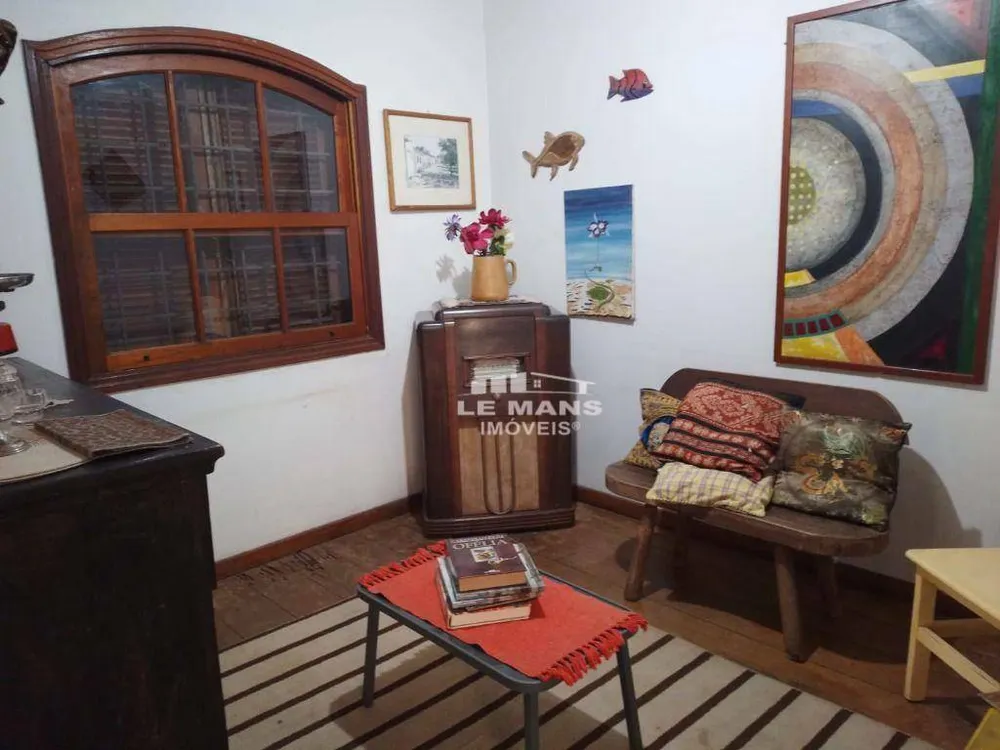 Casa, 3 quartos, 188 m² - Foto 2