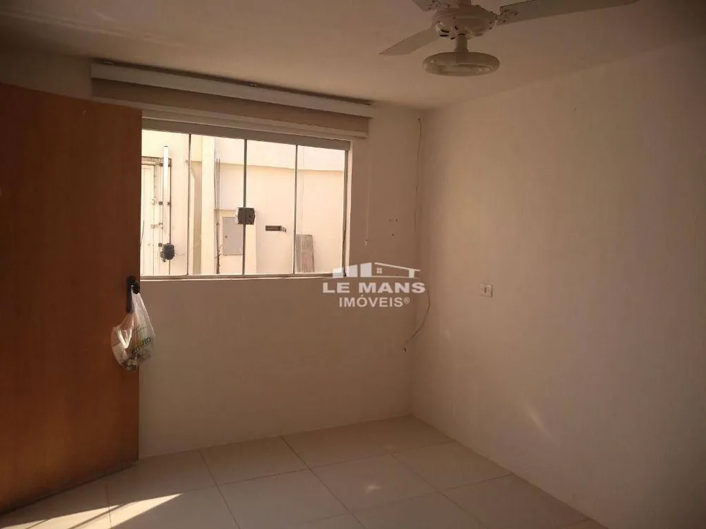 Casa, 4 quartos, 202 m² - Foto 1