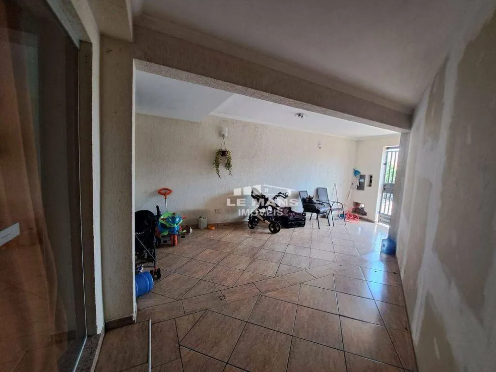 Casa, 3 quartos, 197 m² - Foto 2