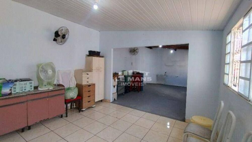 Casa à venda com 2 quartos, 184m² - Foto 4
