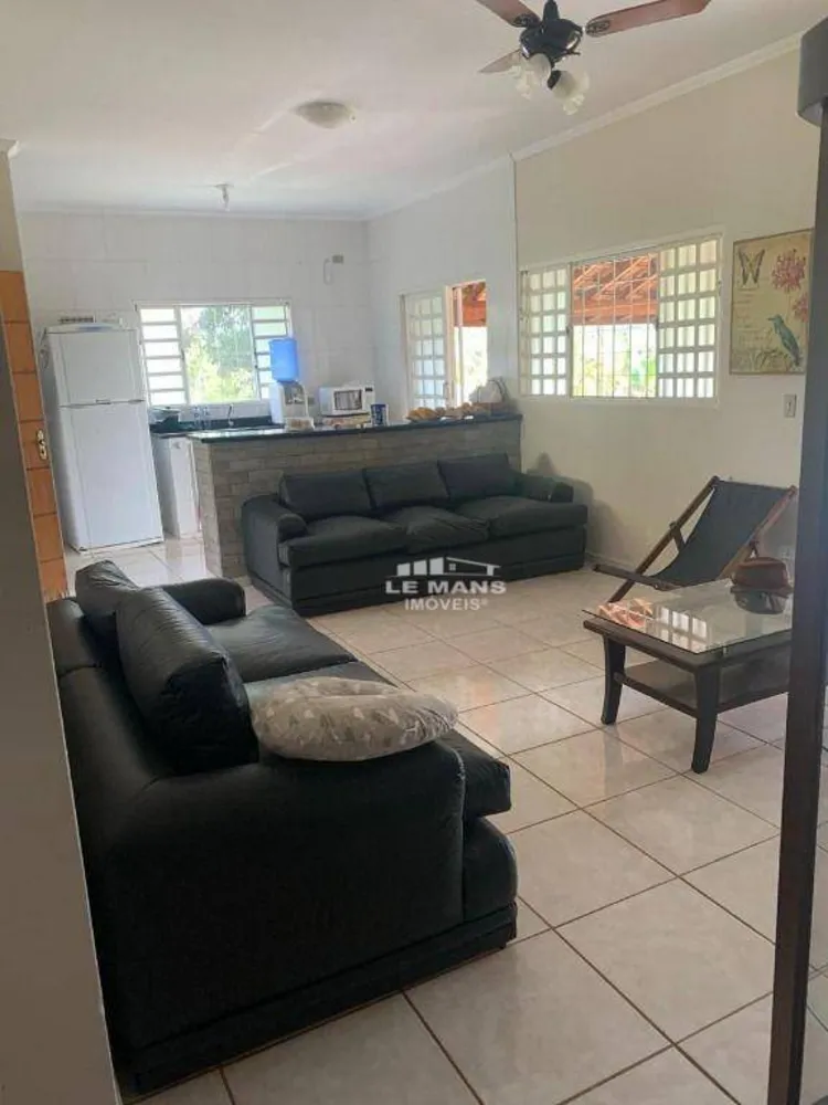 Chácara, 3 quartos, 1070 m² - Foto 8