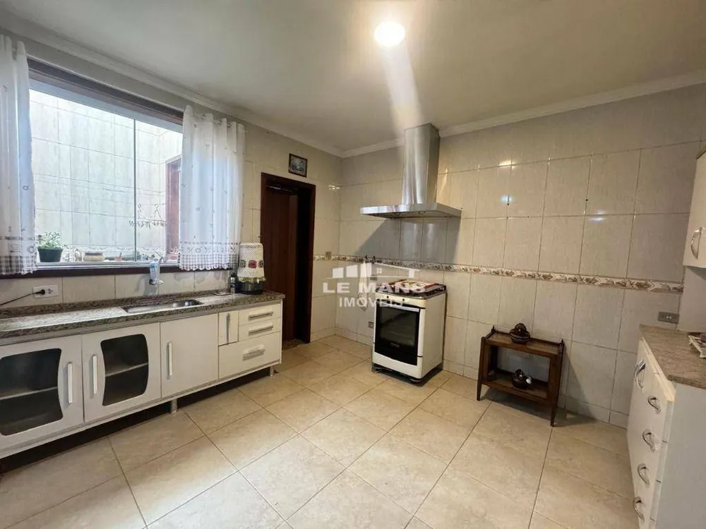 Casa, 3 quartos, 195 m² - Foto 19