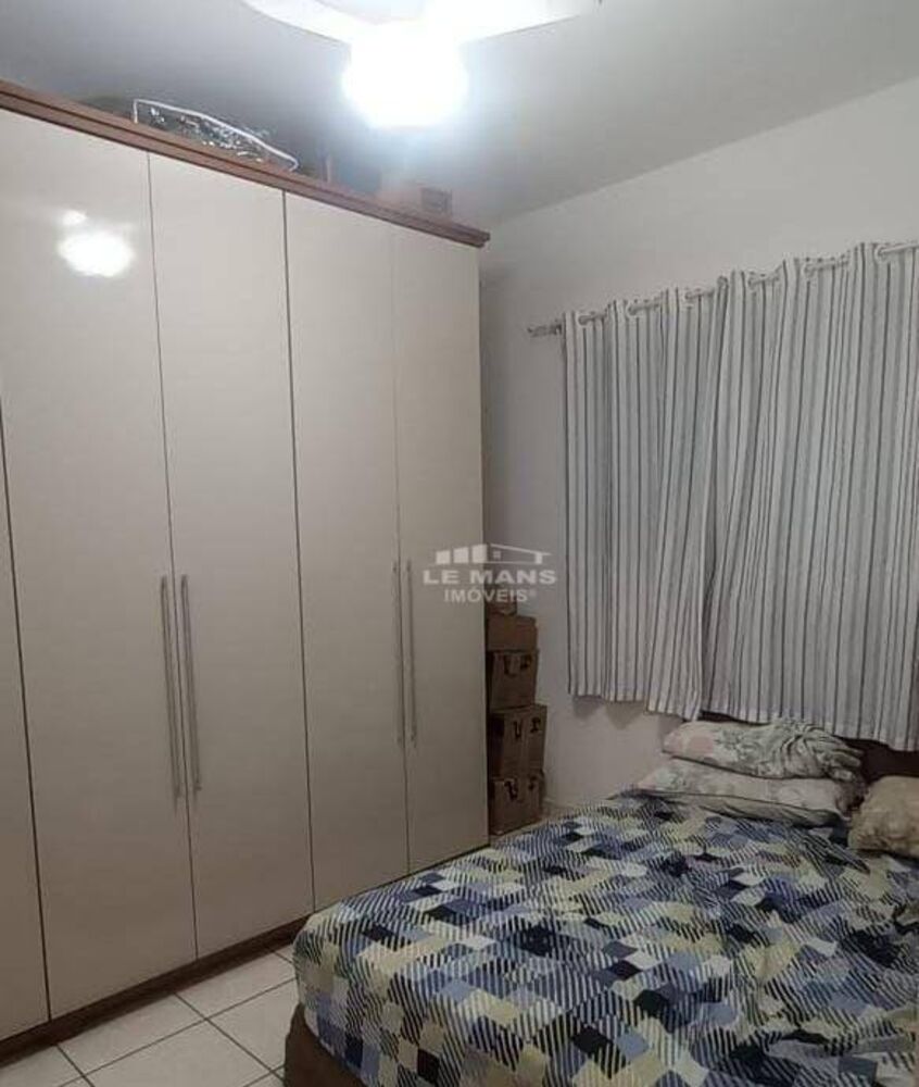 Casa à venda com 2 quartos, 44m² - Foto 11