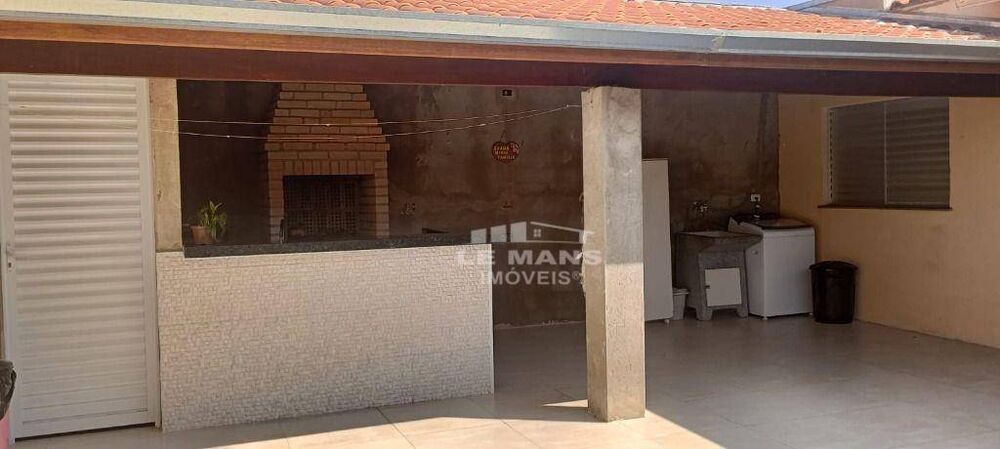 Casa à venda com 2 quartos, 44m² - Foto 5