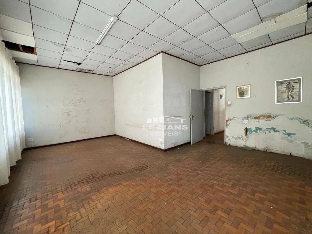 Casa, 3 quartos, 241 m² - Foto 4