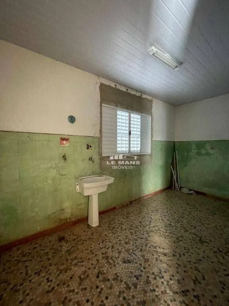 Casa, 3 quartos, 241 m² - Foto 9