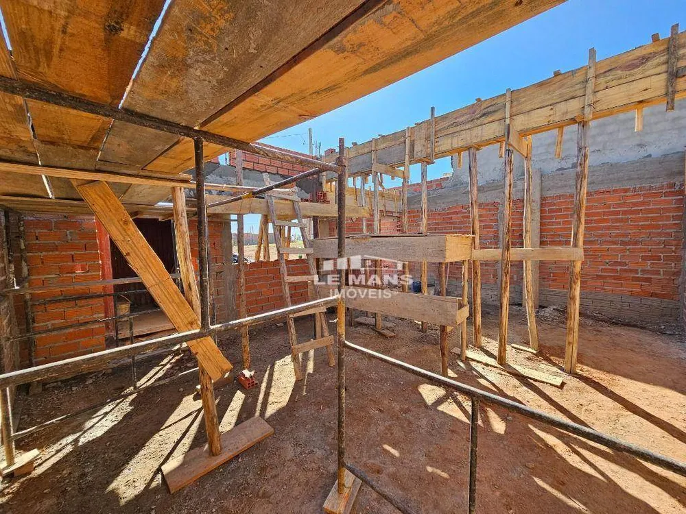 Casa, 2 quartos, 95 m² - Foto 1