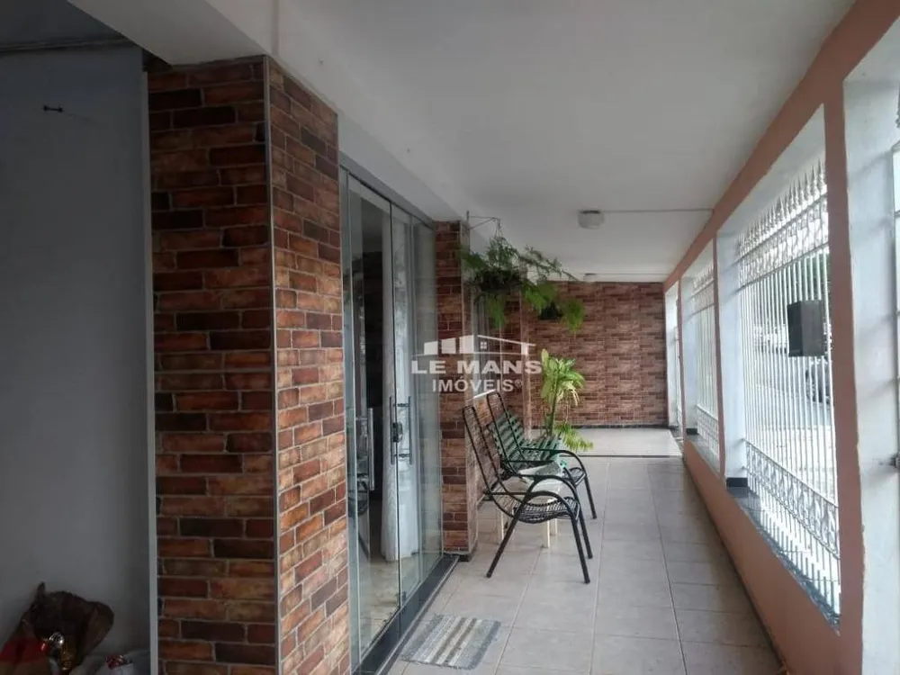 Casa, 2 quartos, 240 m² - Foto 2