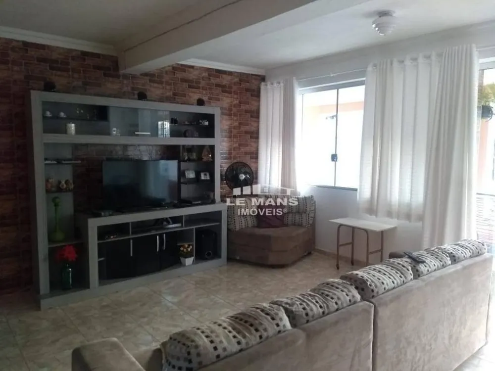 Casa, 2 quartos, 240 m² - Foto 3