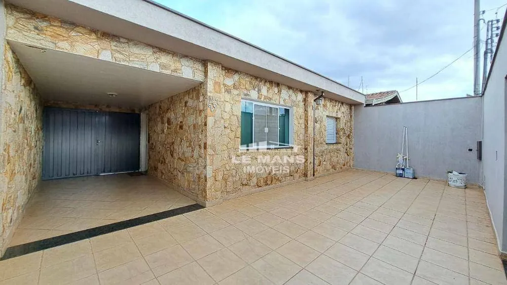Casa, 3 quartos, 155 m² - Foto 1