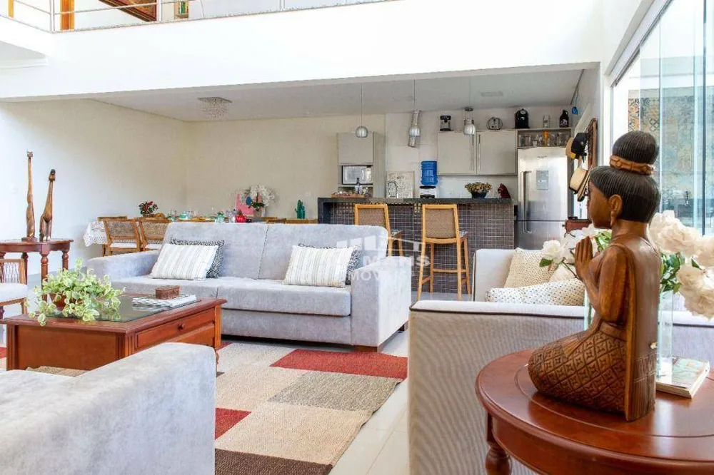 Casa, 4 quartos, 260 m² - Foto 4