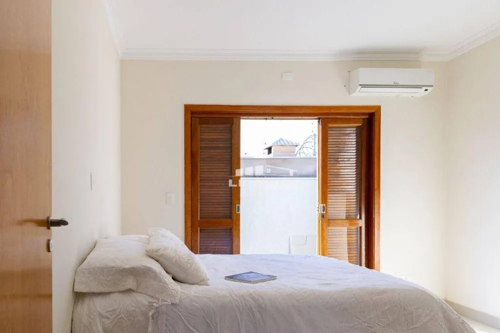 Casa, 4 quartos, 260 m² - Foto 11