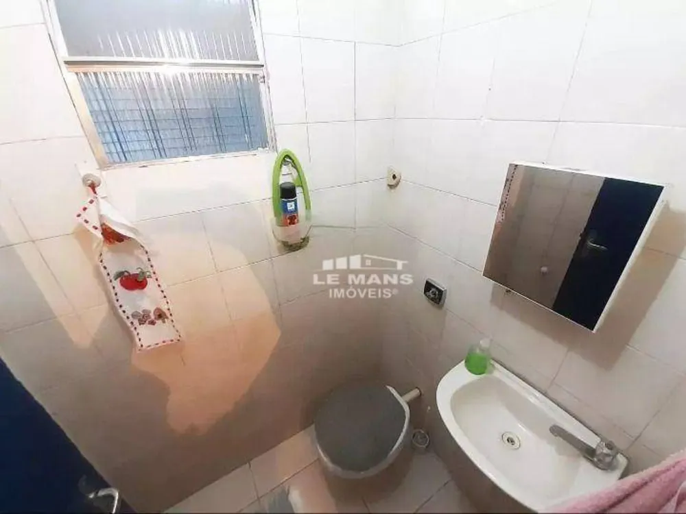 Casa, 9 quartos, 204 m² - Foto 2