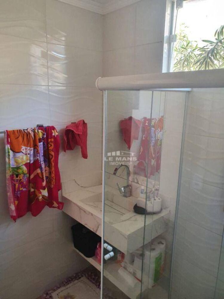 Casa, 4 quartos, 200 m² - Foto 4