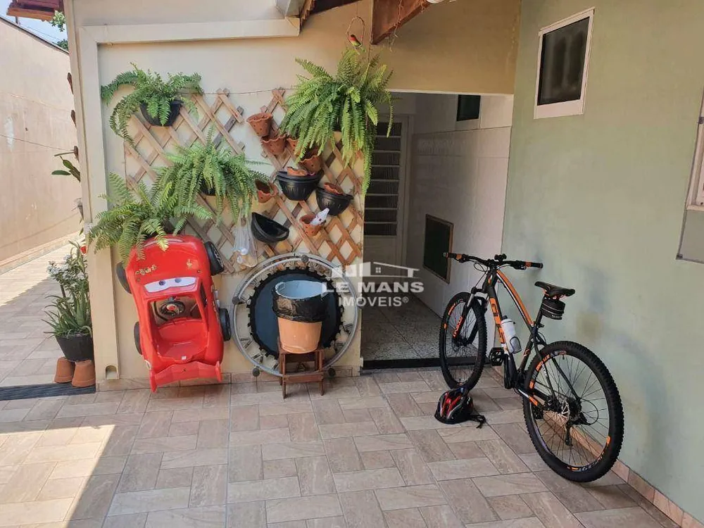 Casa, 4 quartos, 200 m² - Foto 9