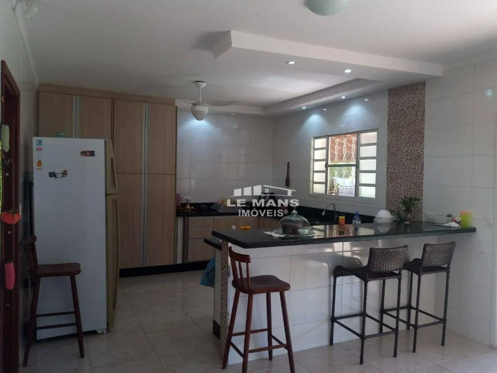 Chácara, 4 quartos, 5000 m² - Foto 4