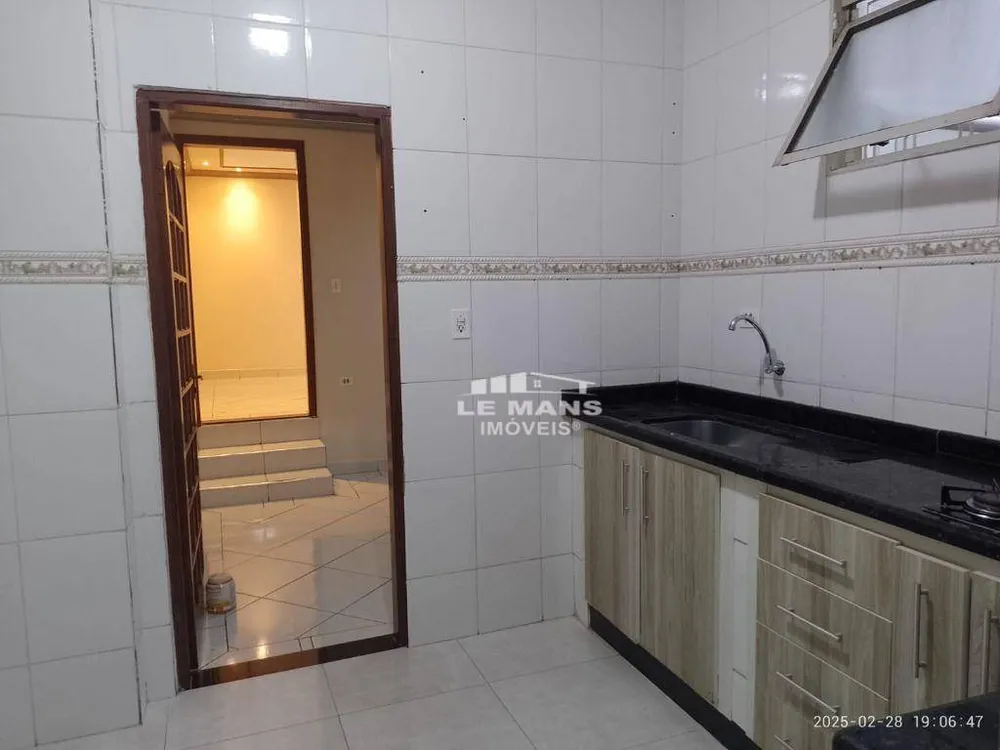 Casa, 5 quartos, 130 m² - Foto 3