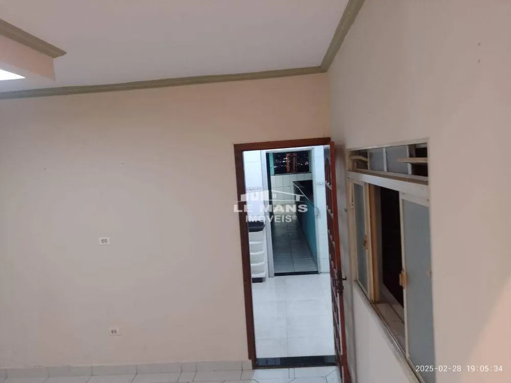 Casa, 5 quartos, 130 m² - Foto 4