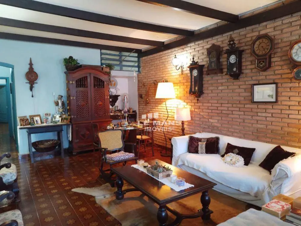 Casa, 3 quartos, 339 m² - Foto 1