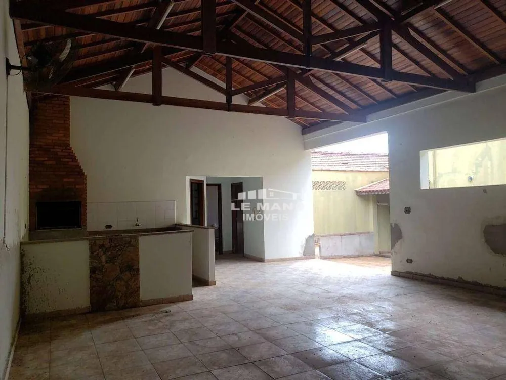 Casa, 4 quartos, 385 m² - Foto 1