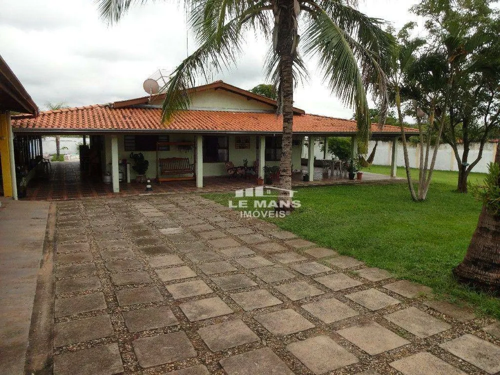 Chácara, 4 quartos, 2572 m² - Foto 2