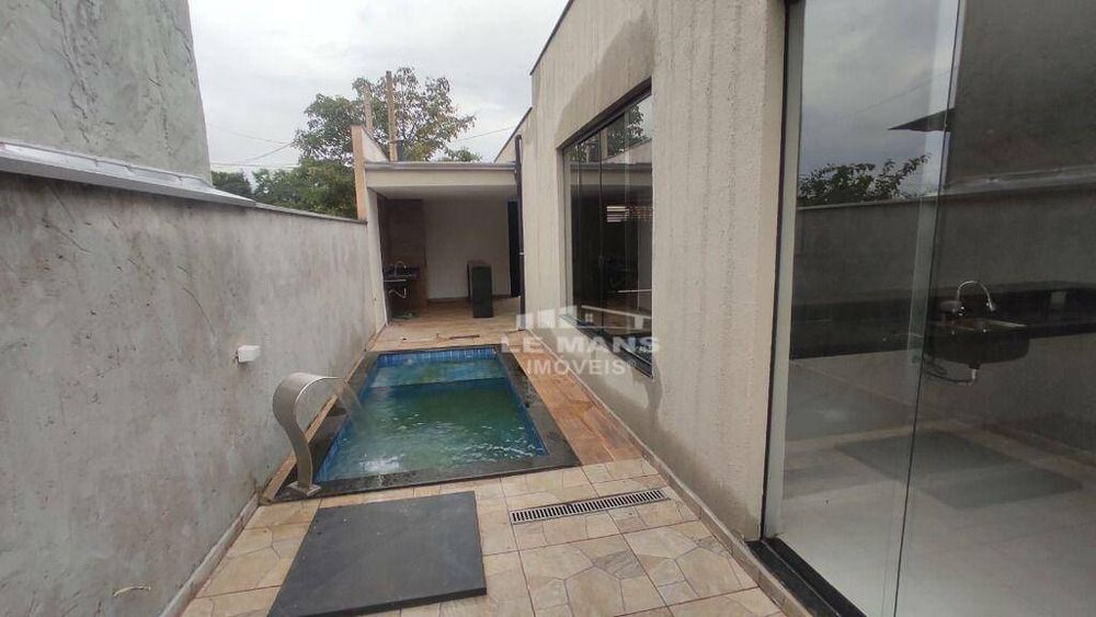 Casa à venda com 2 quartos, 126m² - Foto 10