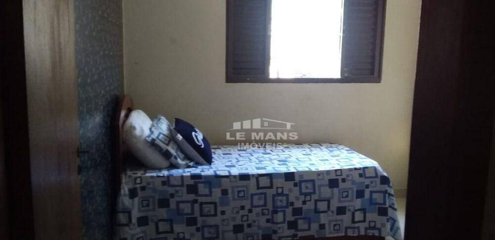Casa, 3 quartos, 173 m² - Foto 4