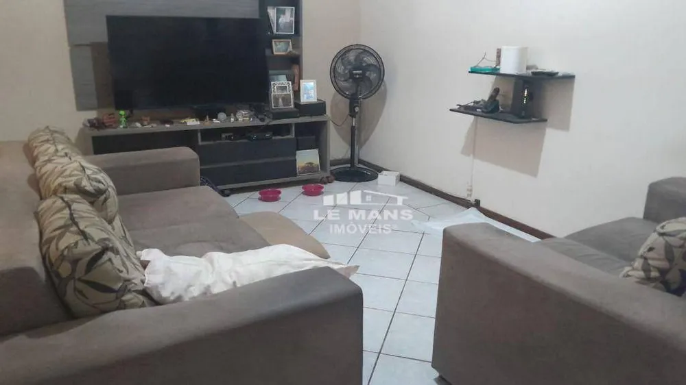 Casa, 2 quartos, 136 m² - Foto 1