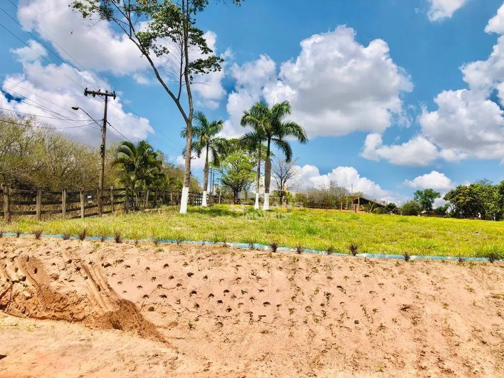 Loteamento e Condomínio, 1000 m² - Foto 1